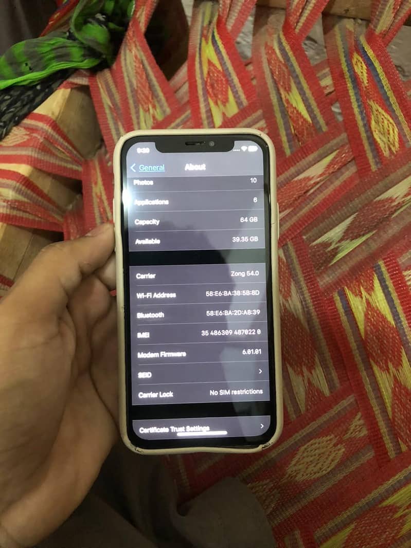 Apple iPhone X 5
