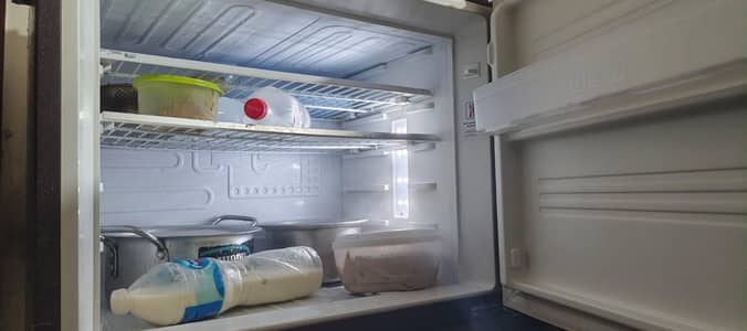 Kenwood fridge