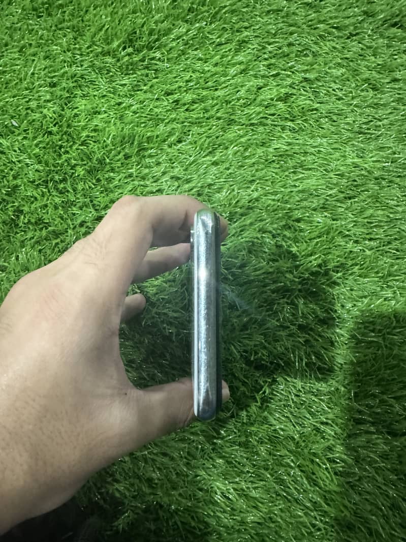 Apple iPhone X 2