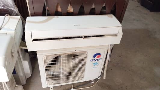 Best working condition Ac for sell due to shifting