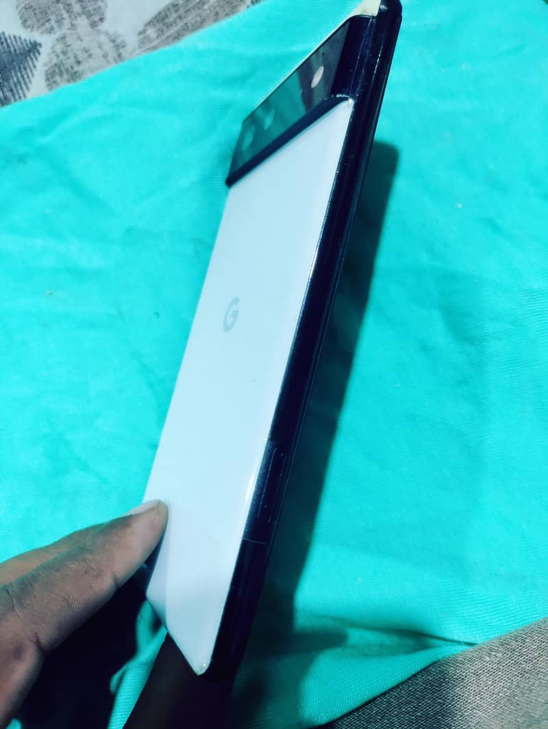 Google Pixel 6 3