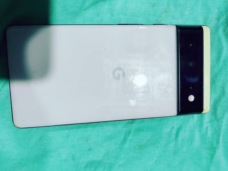 Google Pixel 6 4