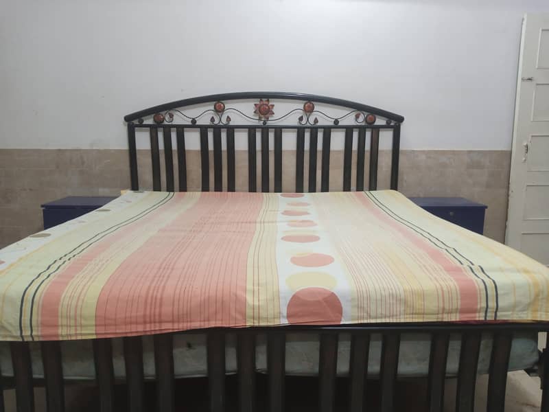 Iron bed 1