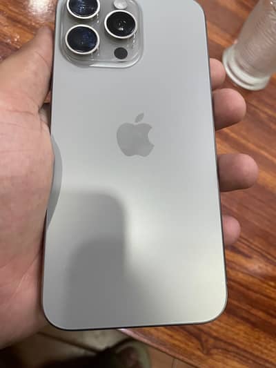 Apple iPhone 15 Pro Max