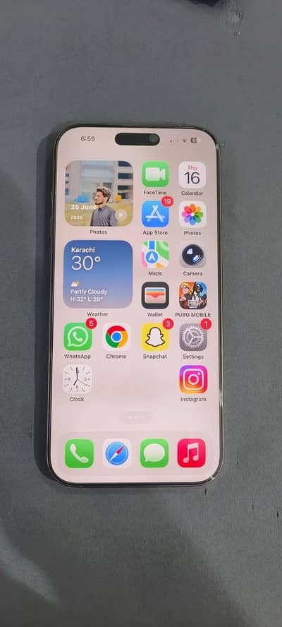 Apple iPhone 16 Pro Max