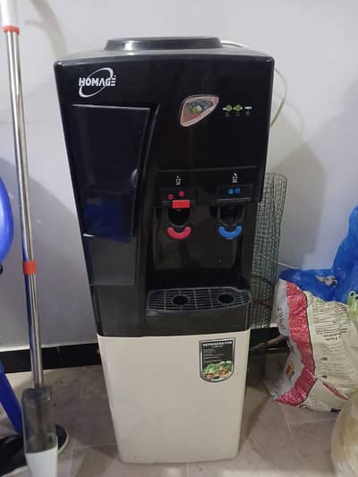 homage water dispenser-used
