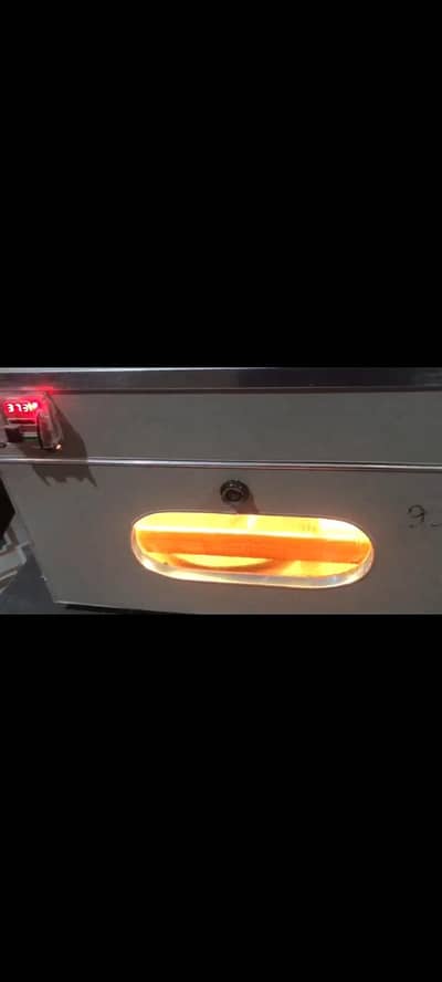 Semi Auto Eggs Incubator Available