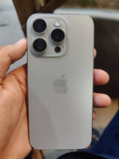 Apple iPhone 15 Pro