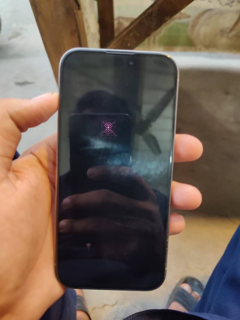 Apple iPhone 15 Pro 2