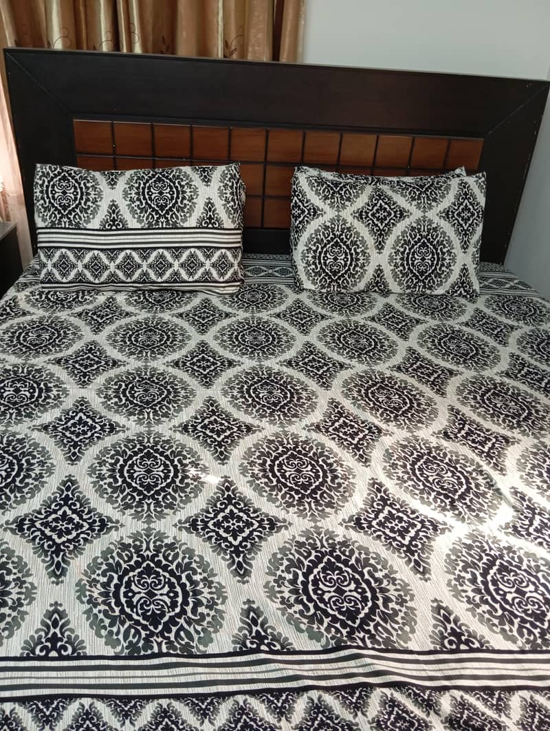 double bed dressing table two side table condition 10 by 9 0