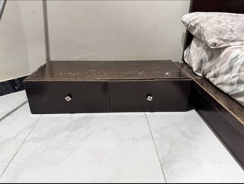 king size bed 1