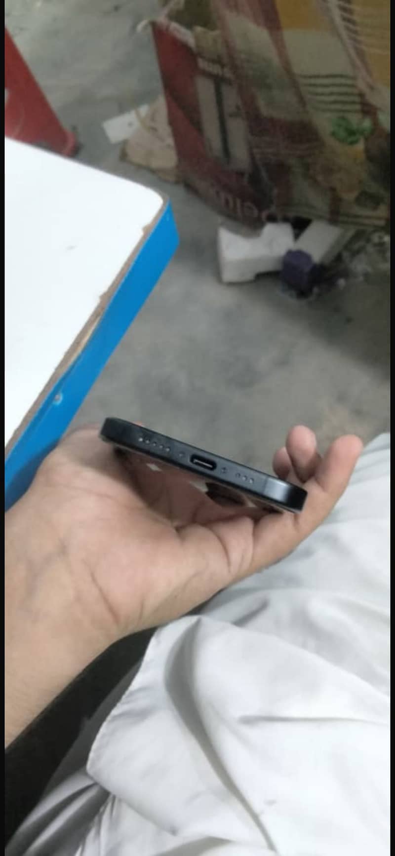 Apple iPhone 16 1