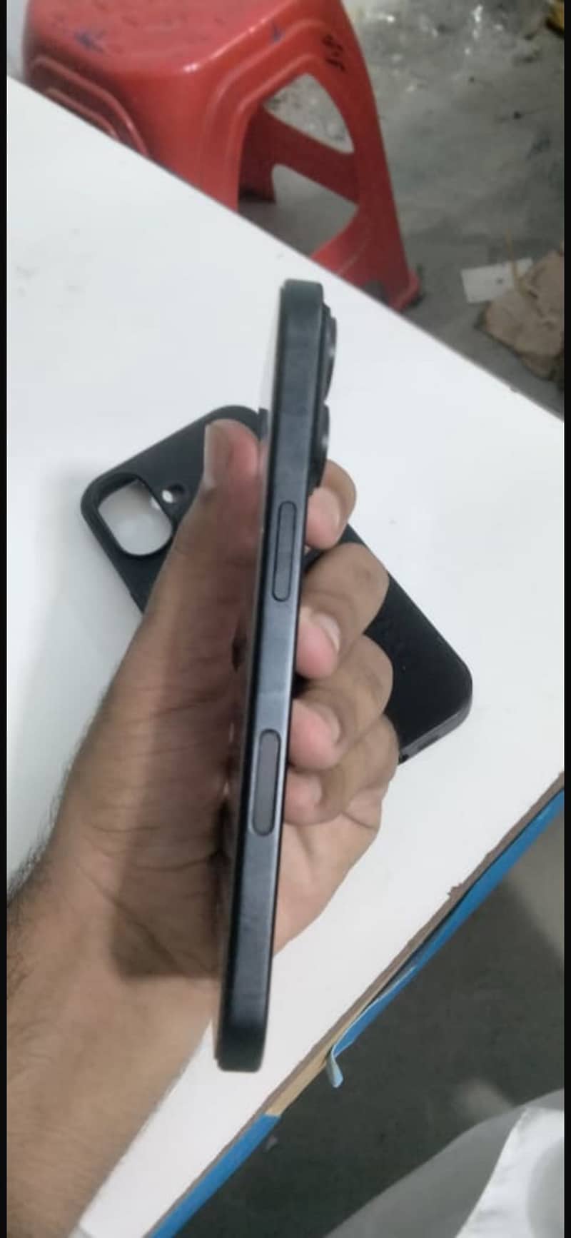 Apple iPhone 16 5