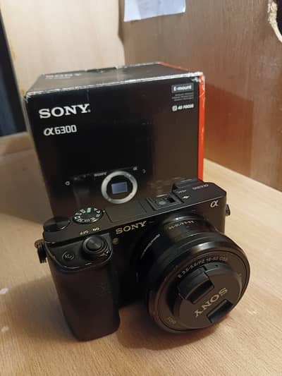 sony a6300 mirrorless camera for sell