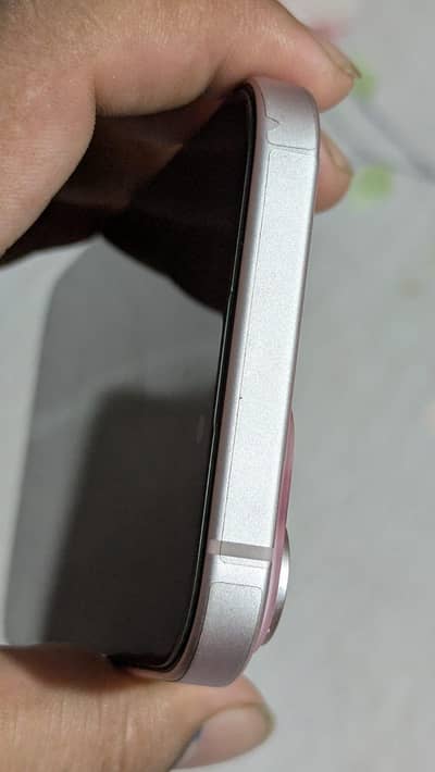 Apple iPhone 15