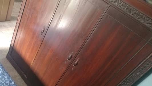 3 door cupboard