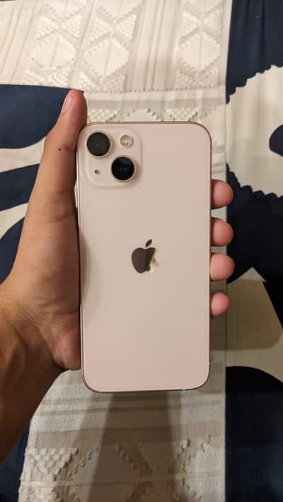 Apple iPhone 13