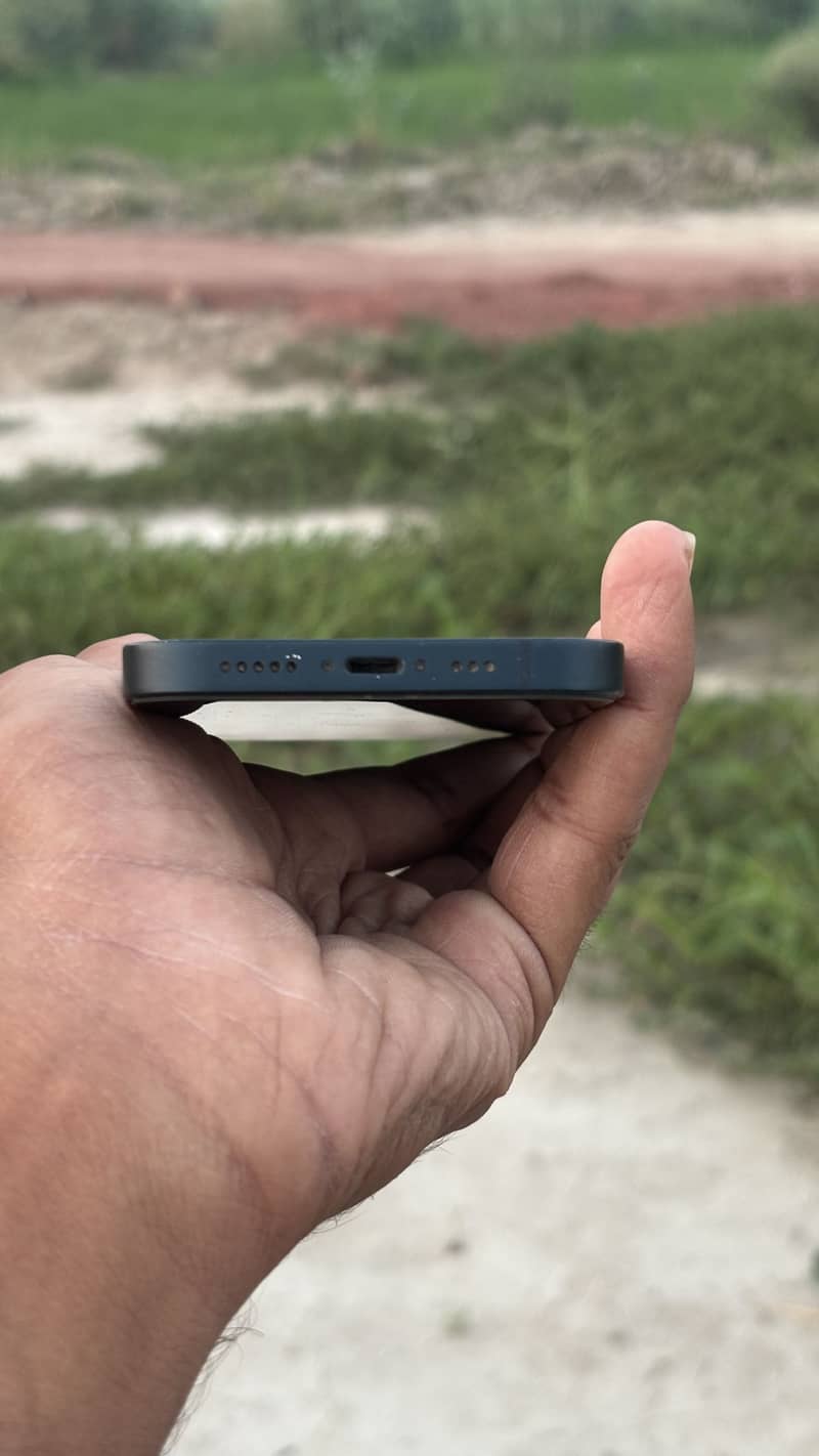 Apple iPhone 14 6