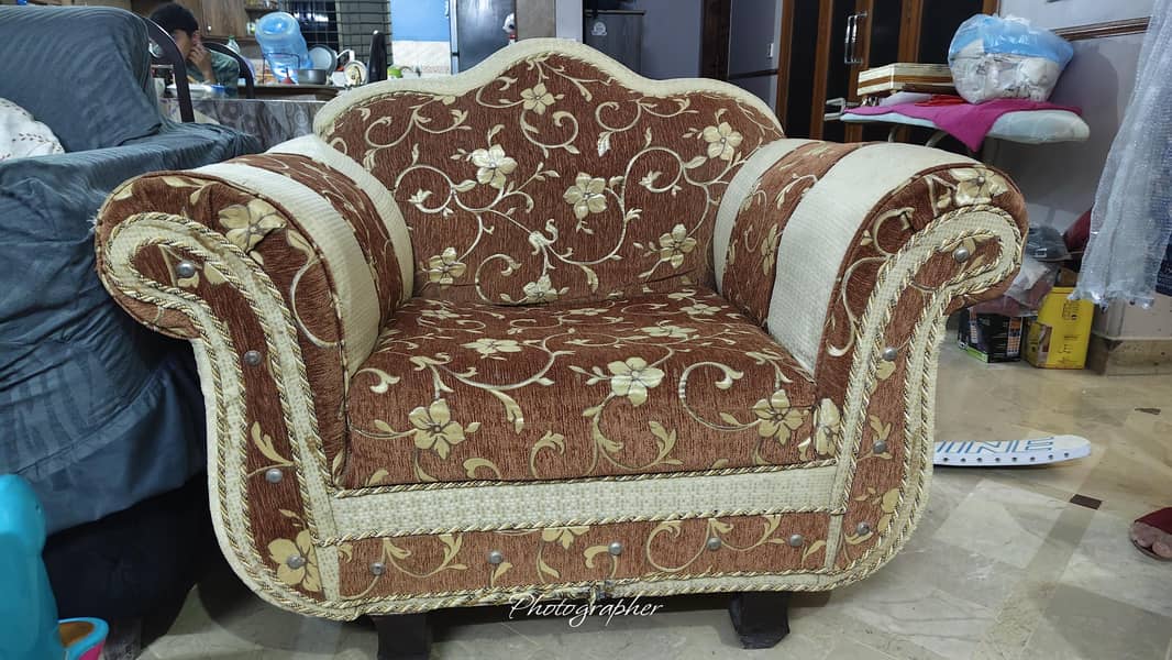 5 seater sofa set with centre table 1