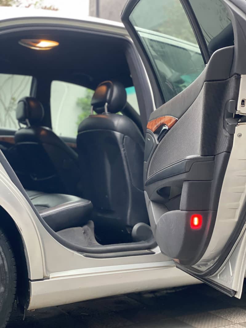 Mercedes E Class 2004 7