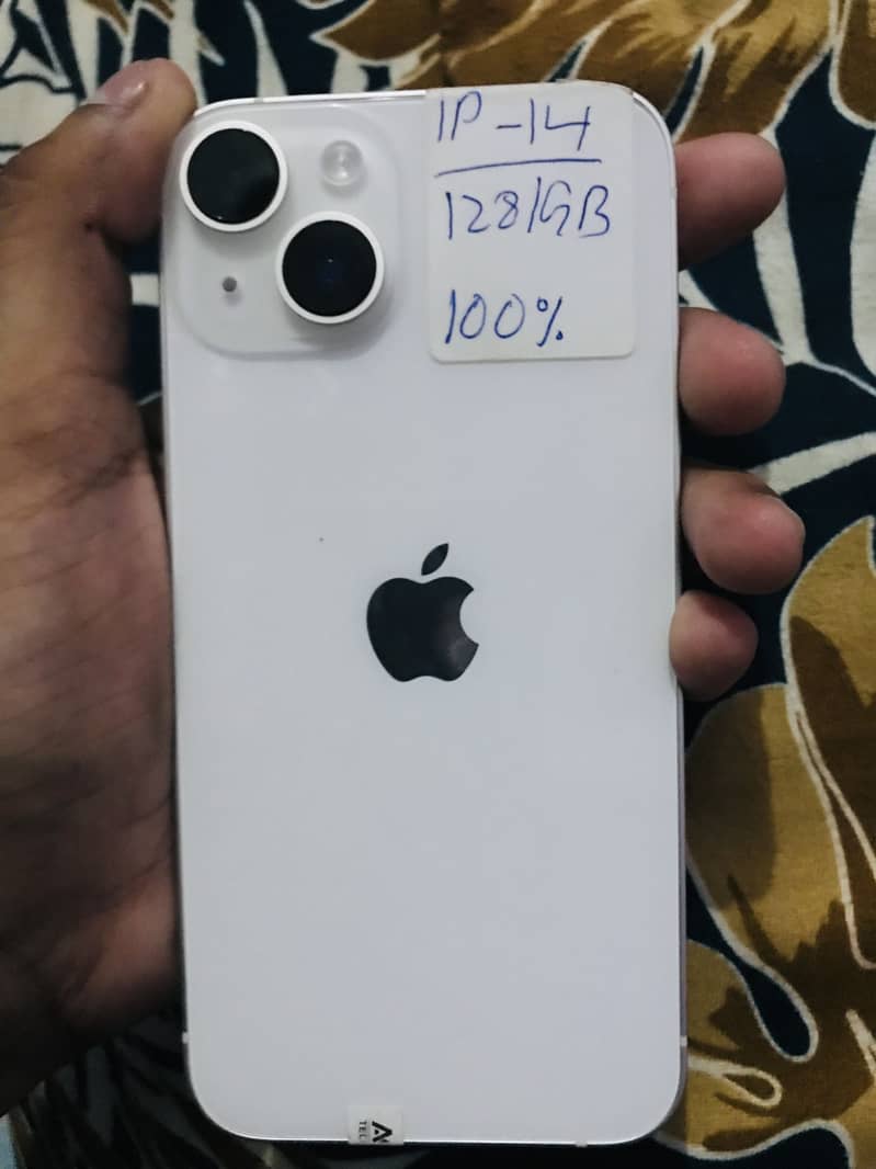 Apple iPhone 14 3