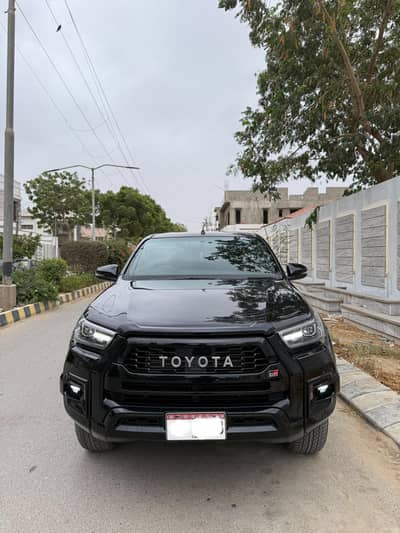 Toyota Hilux 2024