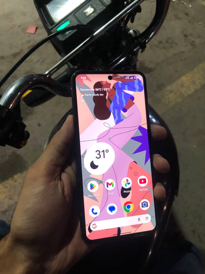 Google Pixel 8 1