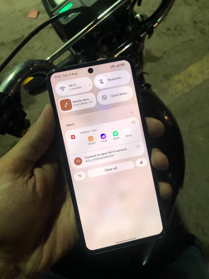 Google Pixel 8 5