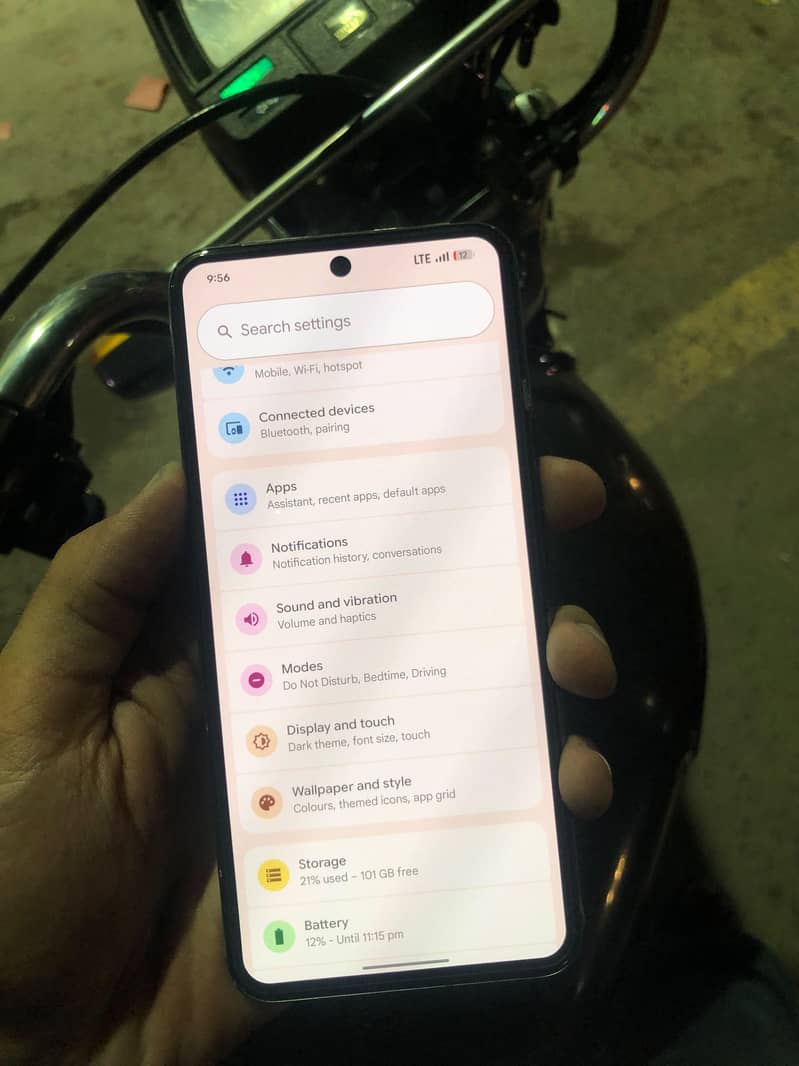 Google Pixel 8 6