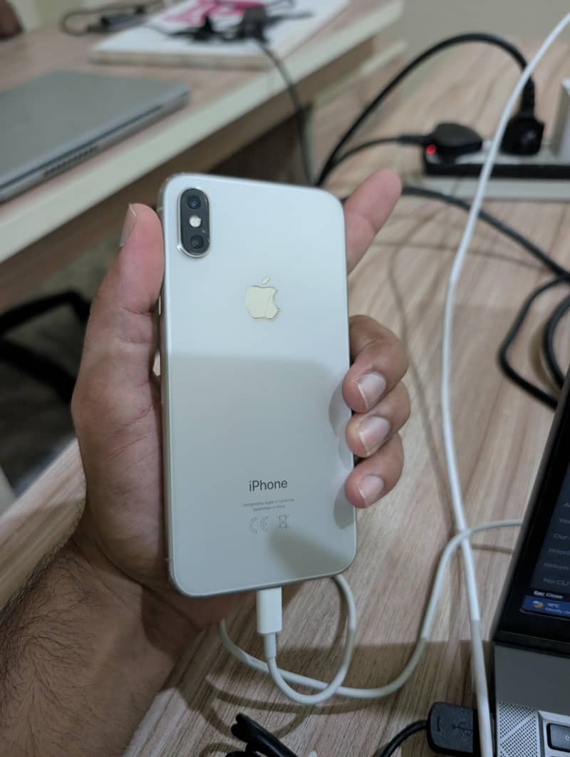 Apple iPhone X 1