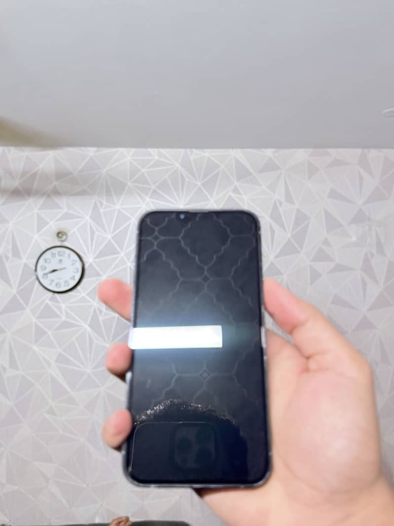 Apple iPhone 13 Pro 4