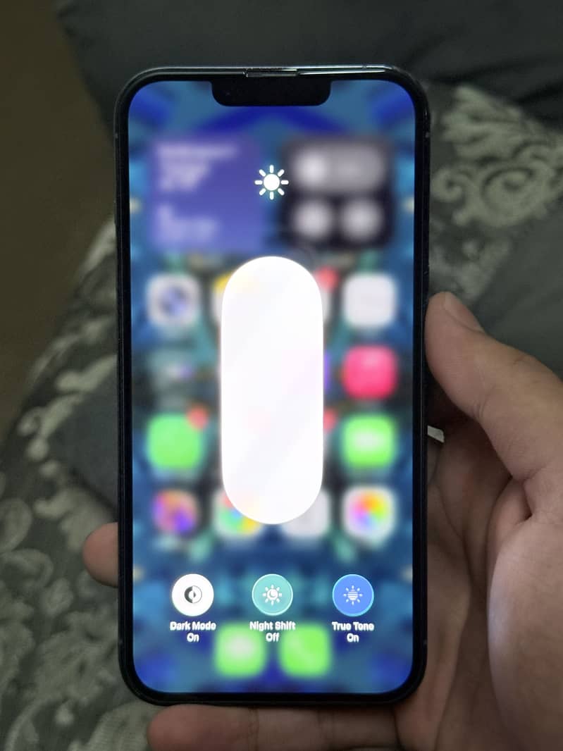 Apple iPhone 13 Pro 8
