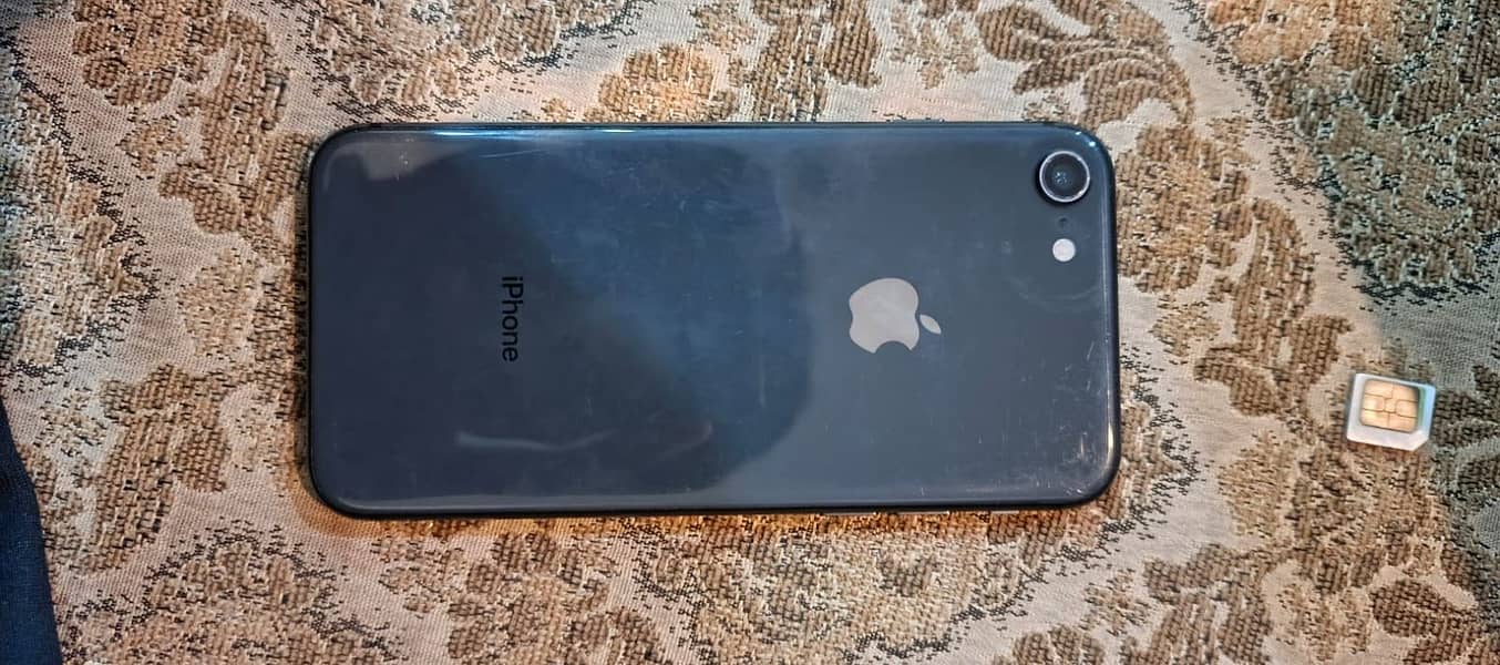 Apple iPhone 8 0