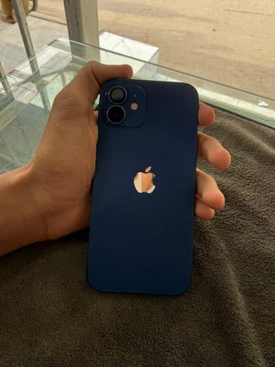 Apple iPhone 12
