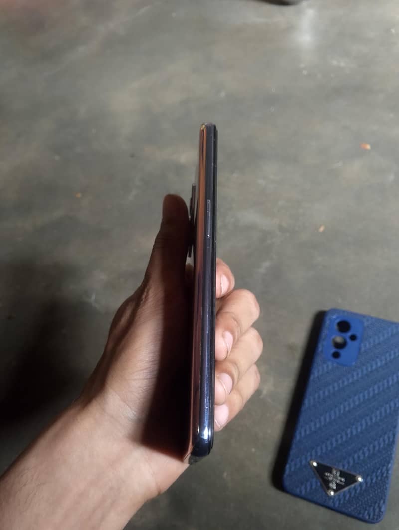 One Plus 9 6