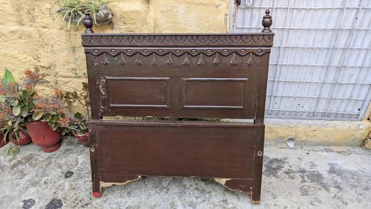 Single Wooden Bed for Urgent sale due to Space Issue