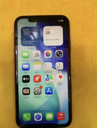 iPhone11 128gb fuzul massage na karnan sarf WhatsApp number3126007782