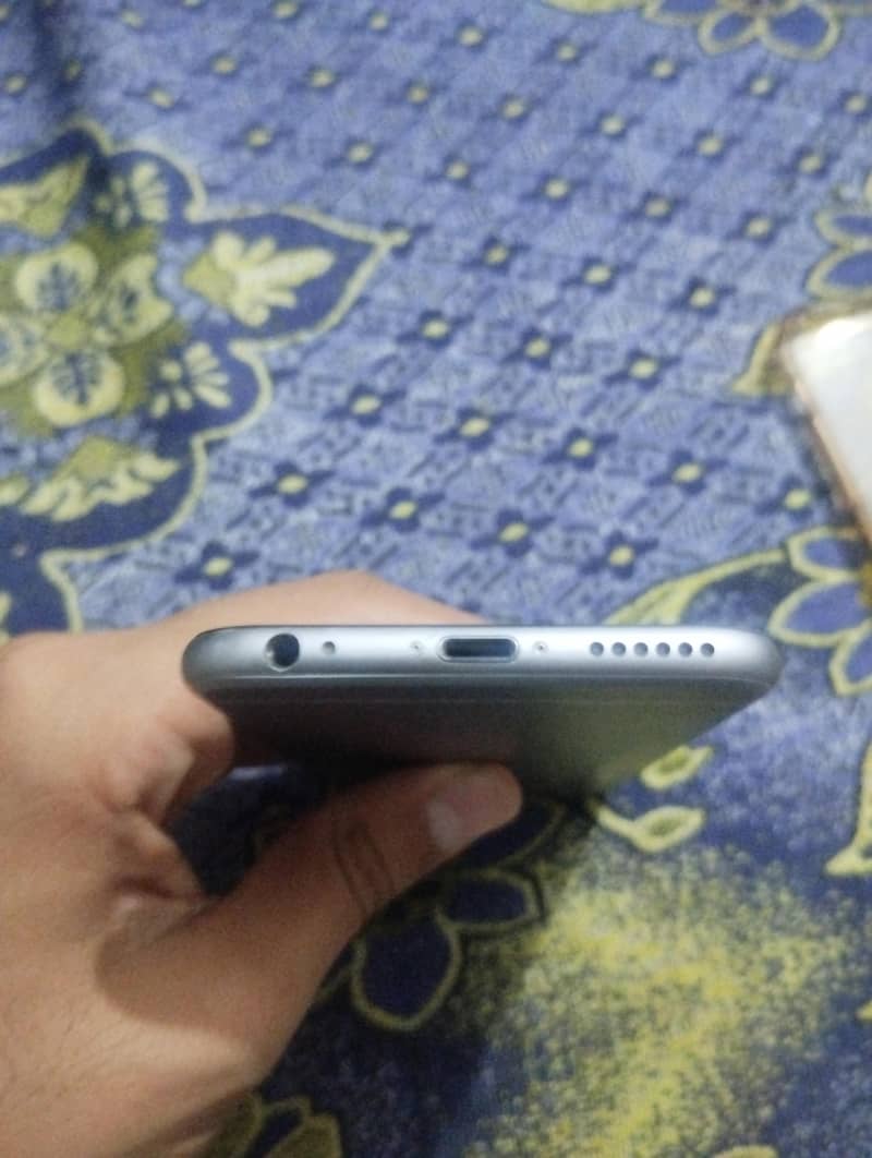 Apple iPhone 6 5