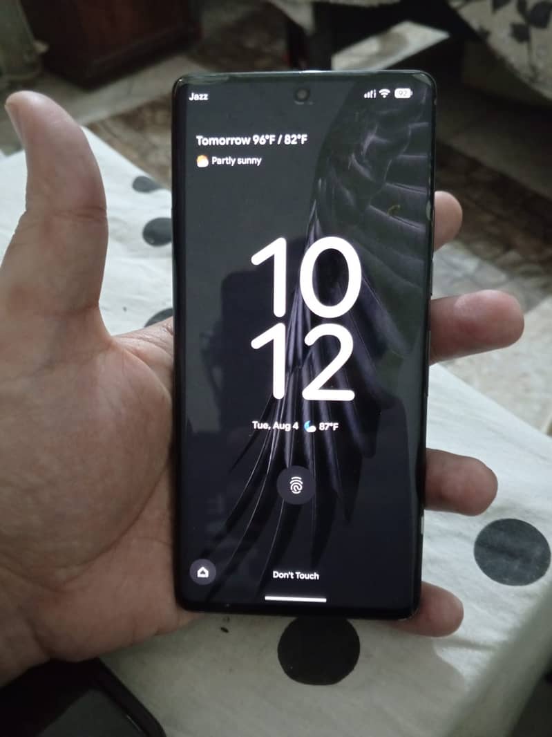Pixel 7 Pro , 9/10 condition 1