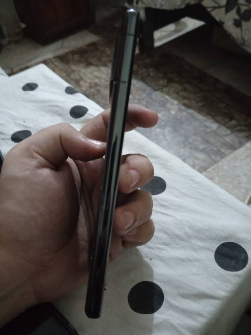 Pixel 7 Pro , 9/10 condition 2