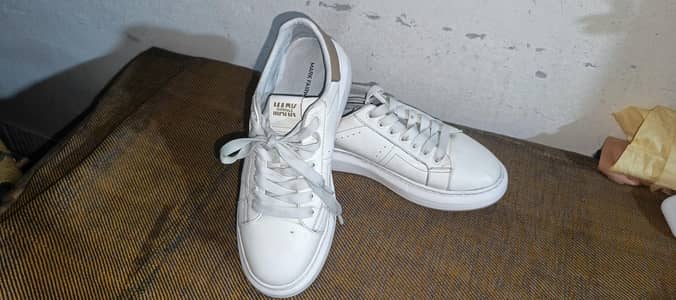 Lb k shose