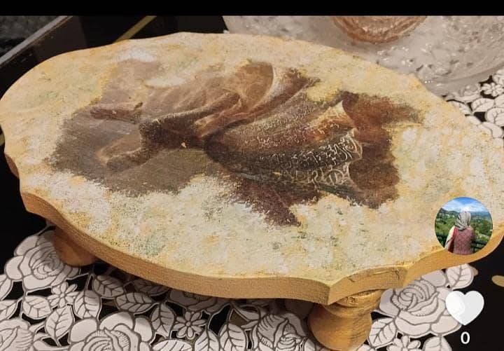 hand crafted table riser 0