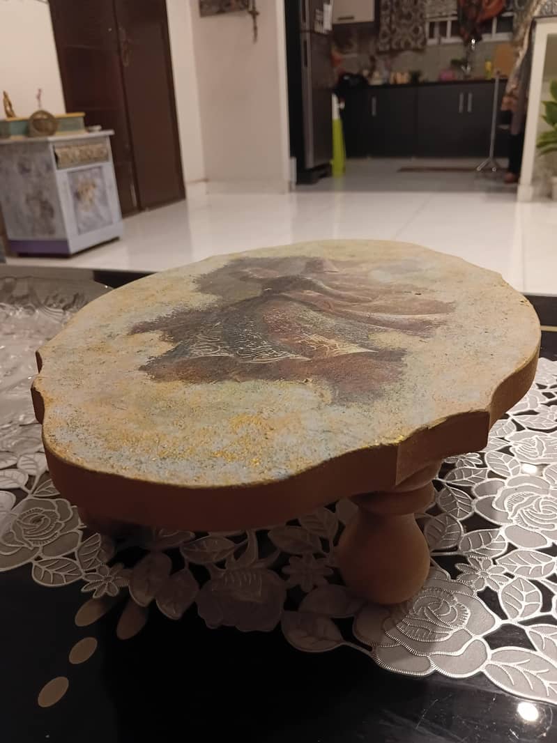 hand crafted table riser 1