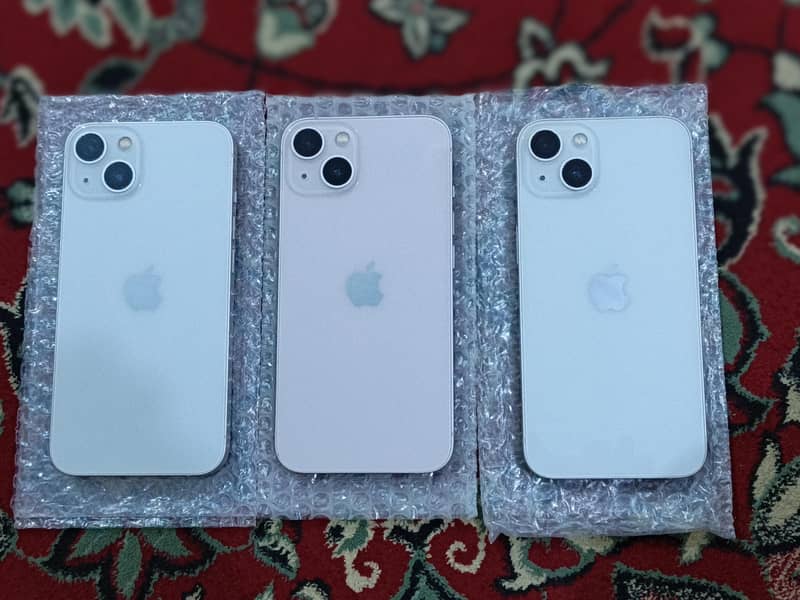 Apple iPhone 13 0