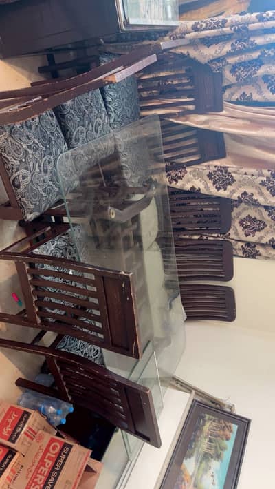 Dining table for sale