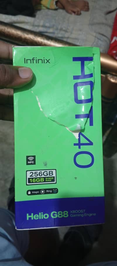 Infinix Hot 40