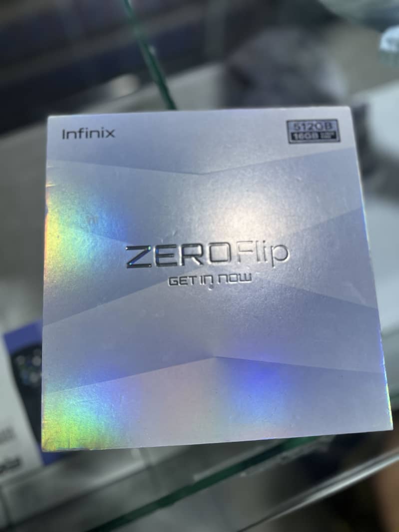 Infinix Zero Flip 1