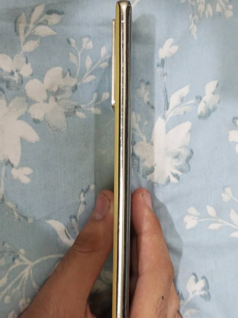 Infinix Note 40 Pro 3