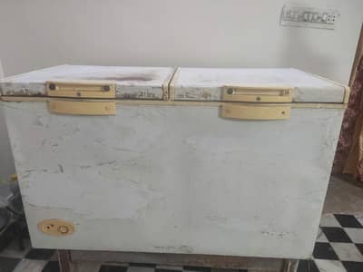 deep-freezer sale condition 10/9 used h