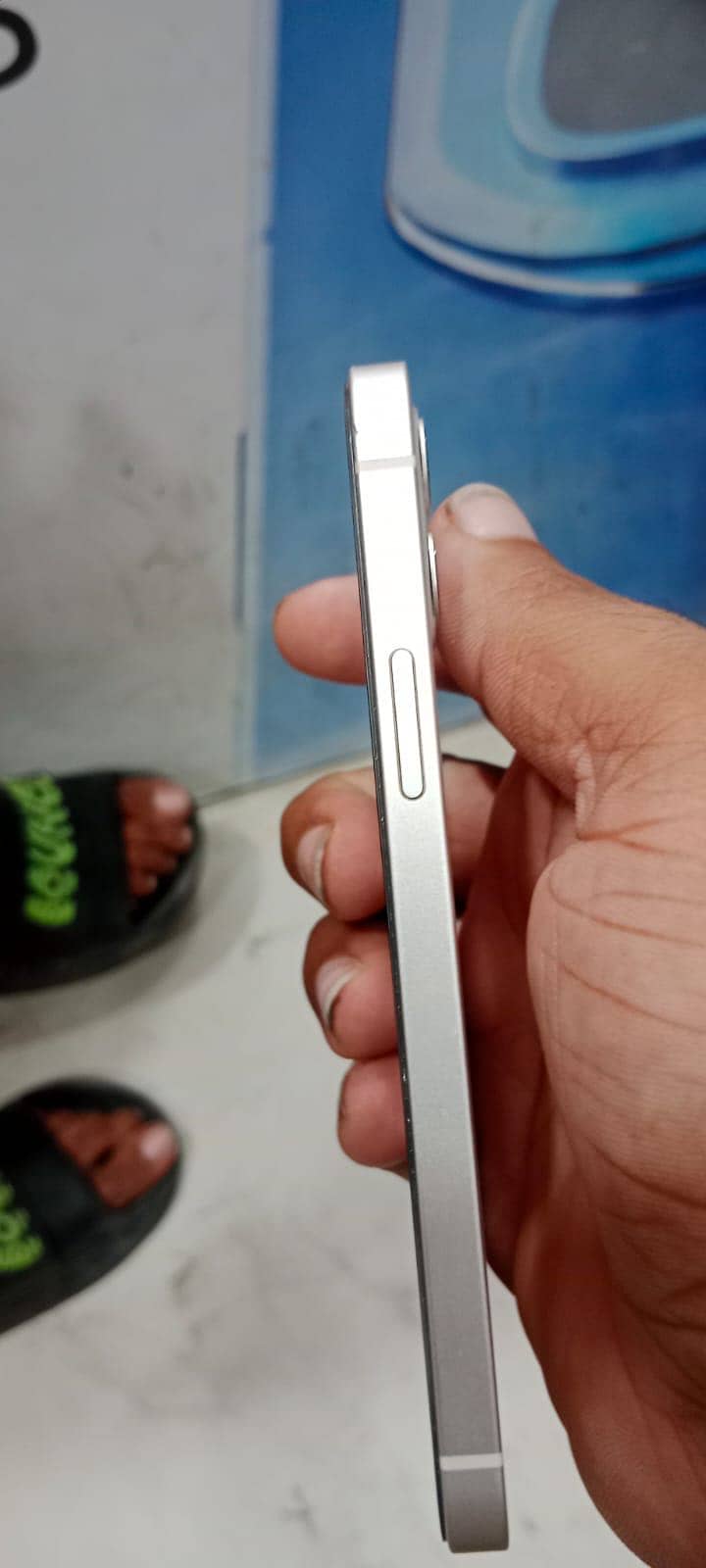 Apple iPhone 12 2